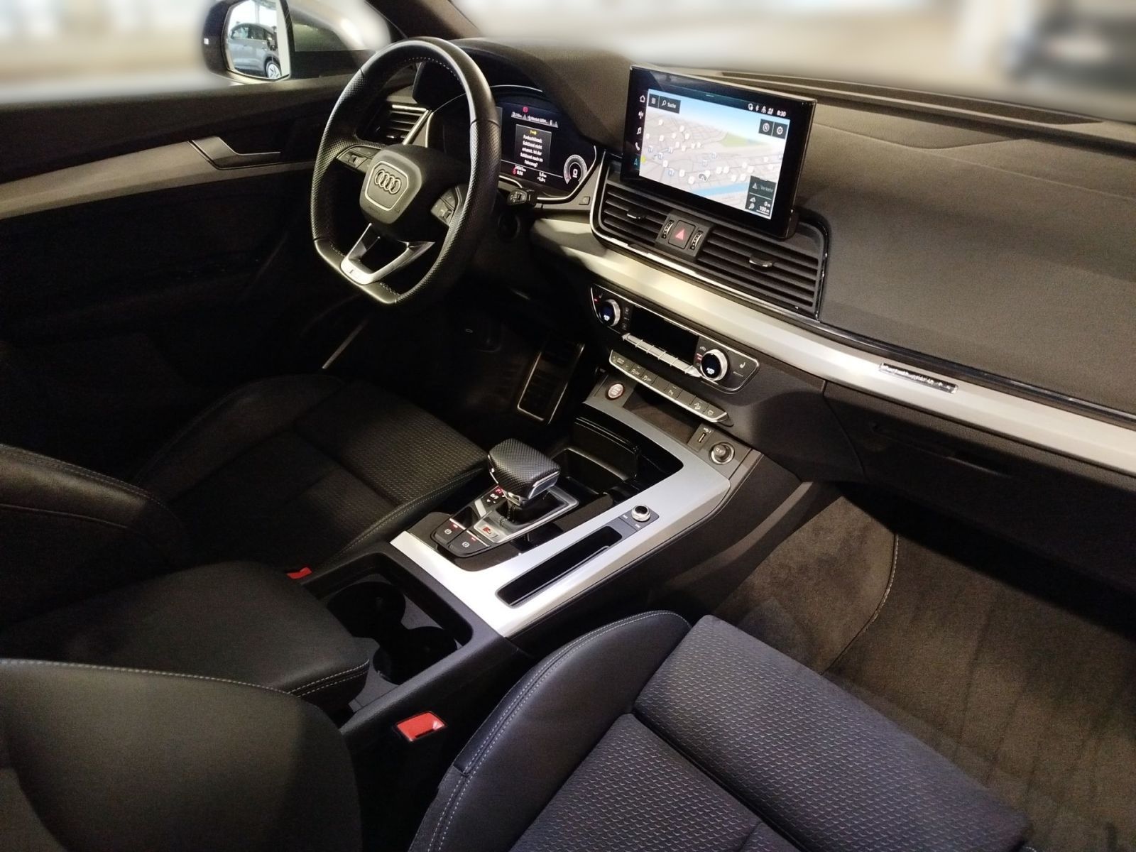 Audi SQ5 - Bild 13