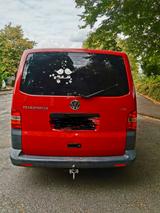 Volkswagen VW Bulli / Transporter zu verkaufen - VW T5 Transporter in Solingen