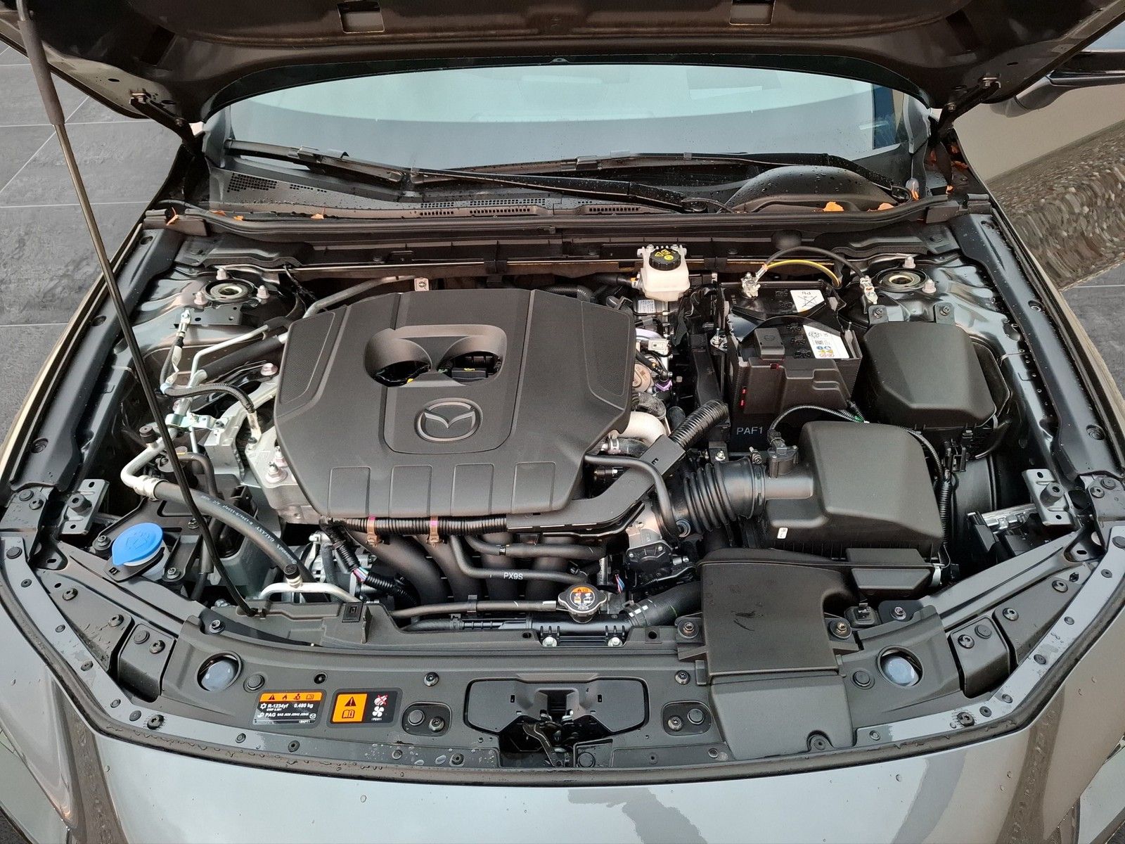 MAZDA 3 2.5 e-SKYACTIV G 140PS 6AT Homura - Image 17