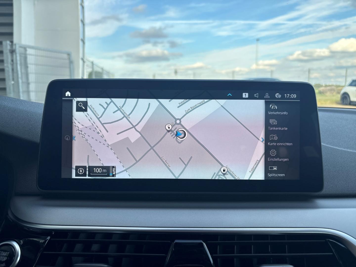 BMW 530 e Touring Hybrid AHK Navi HeadUp DrivingAss