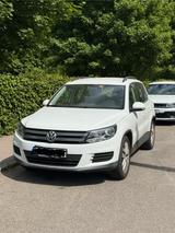 Volkswagen Tiguan 1.4 TSI , 125 PS, Scheckheft, unfallfrei