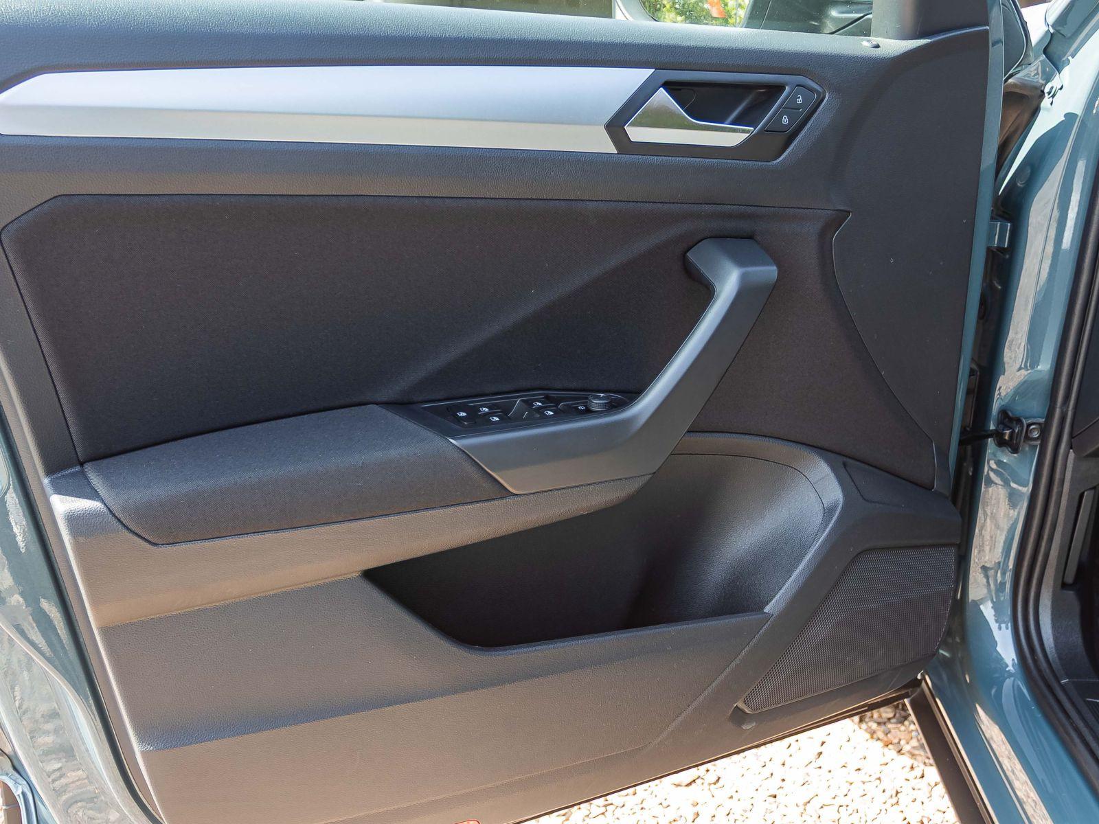 Volkswagen T-Roc 1.0 TSI "Life" Navi LED Digital Cockpit EP, миниатюра 7