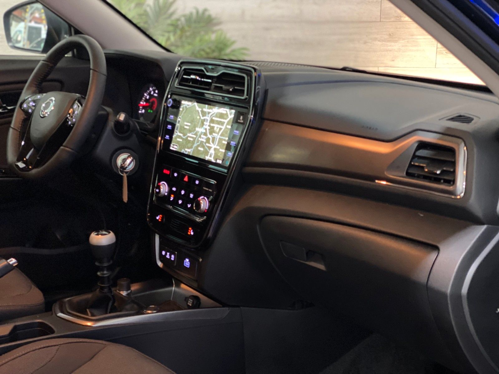 Fahrzeugabbildung Ssangyong Tivoli Fizz 1.5L Benzin **ALLRAD** Finanzierung