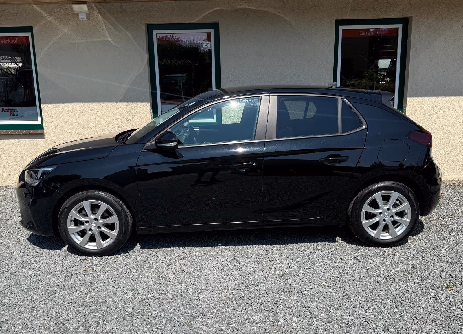 Opel Corsa F PDC Klima Tüv und Zahnriemen neu