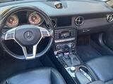 Mercedes-Benz SLK 350 BlueEFFICIENCY Autom. - - Mercedes-Benz SLK 350 in Frankfurt (Main)