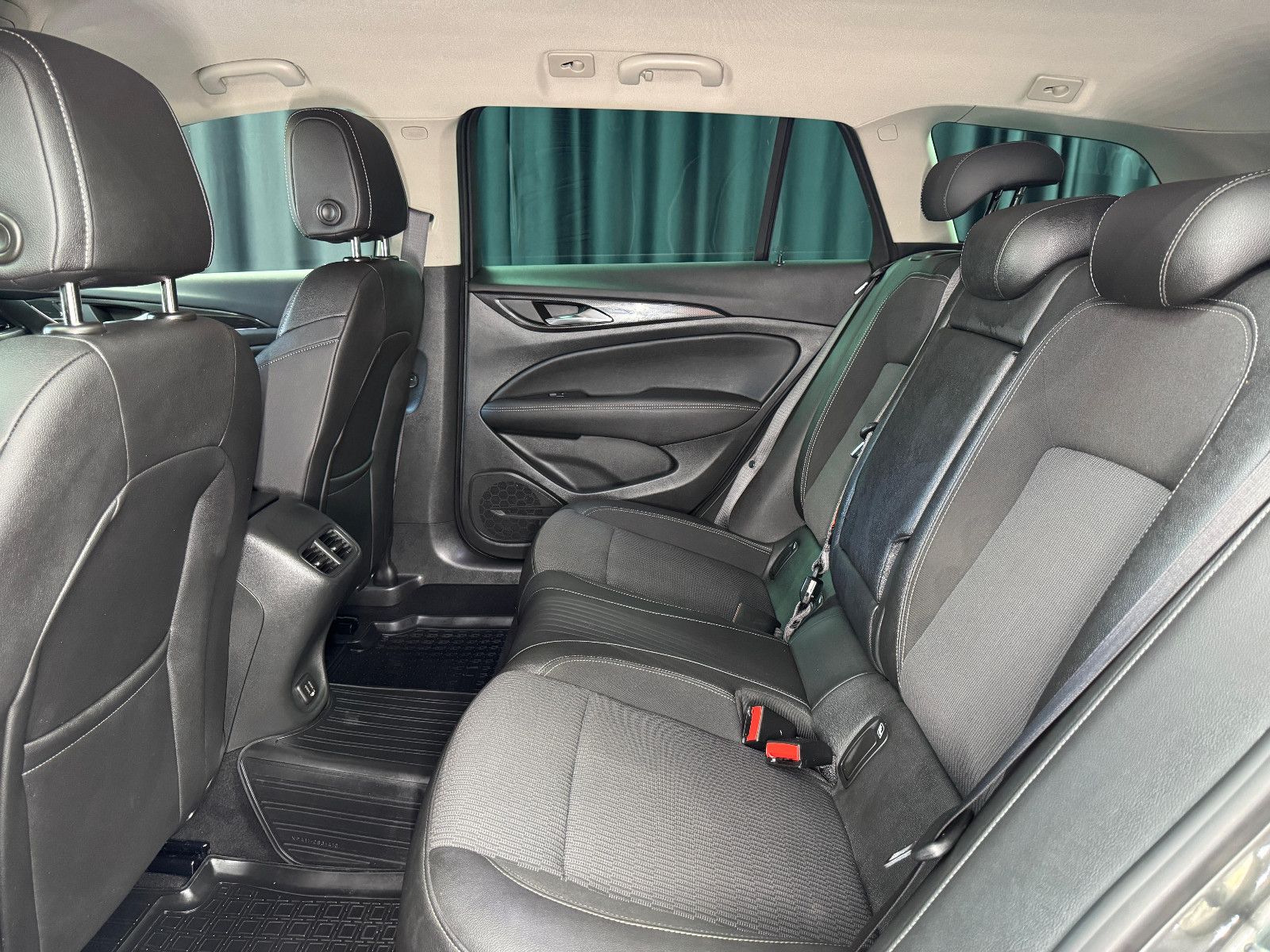 Fahrzeugabbildung Opel Insignia B Sports Tourer Dynamic|KAMERA|AHK