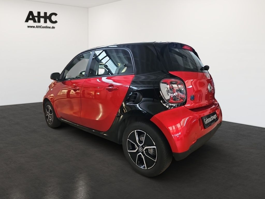 Fahrzeugabbildung Smart EQ forfour Pano LED LM Sitzhzg. DAB Navi Kamera