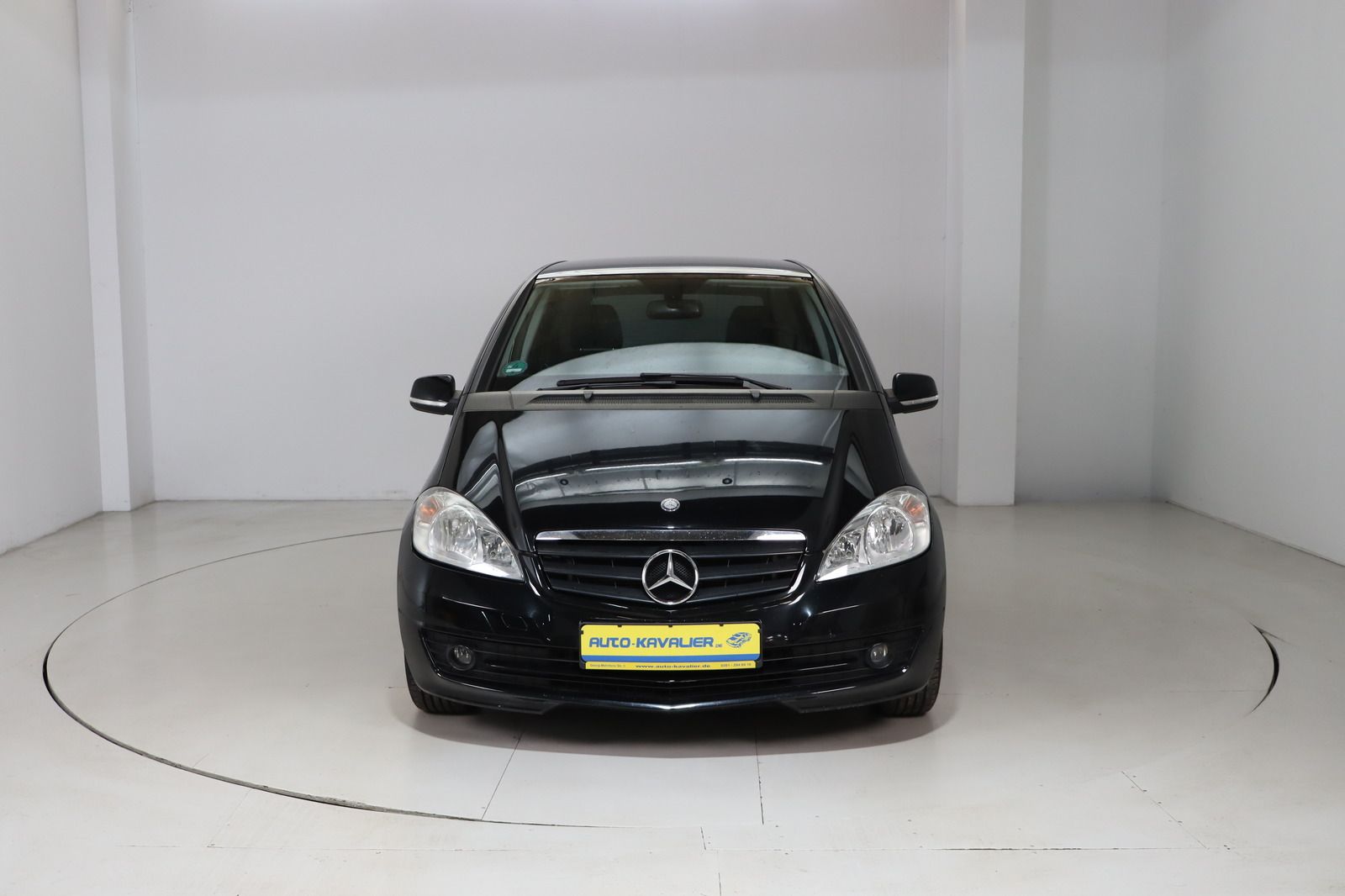 Fahrzeugabbildung Mercedes-Benz A 160 AVANTGARDE HU/AU 08.26