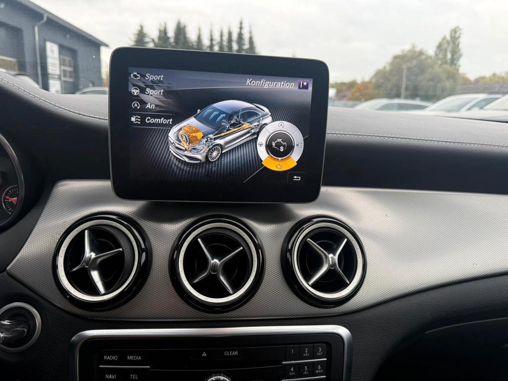 Mercedes-Benz CLA 180