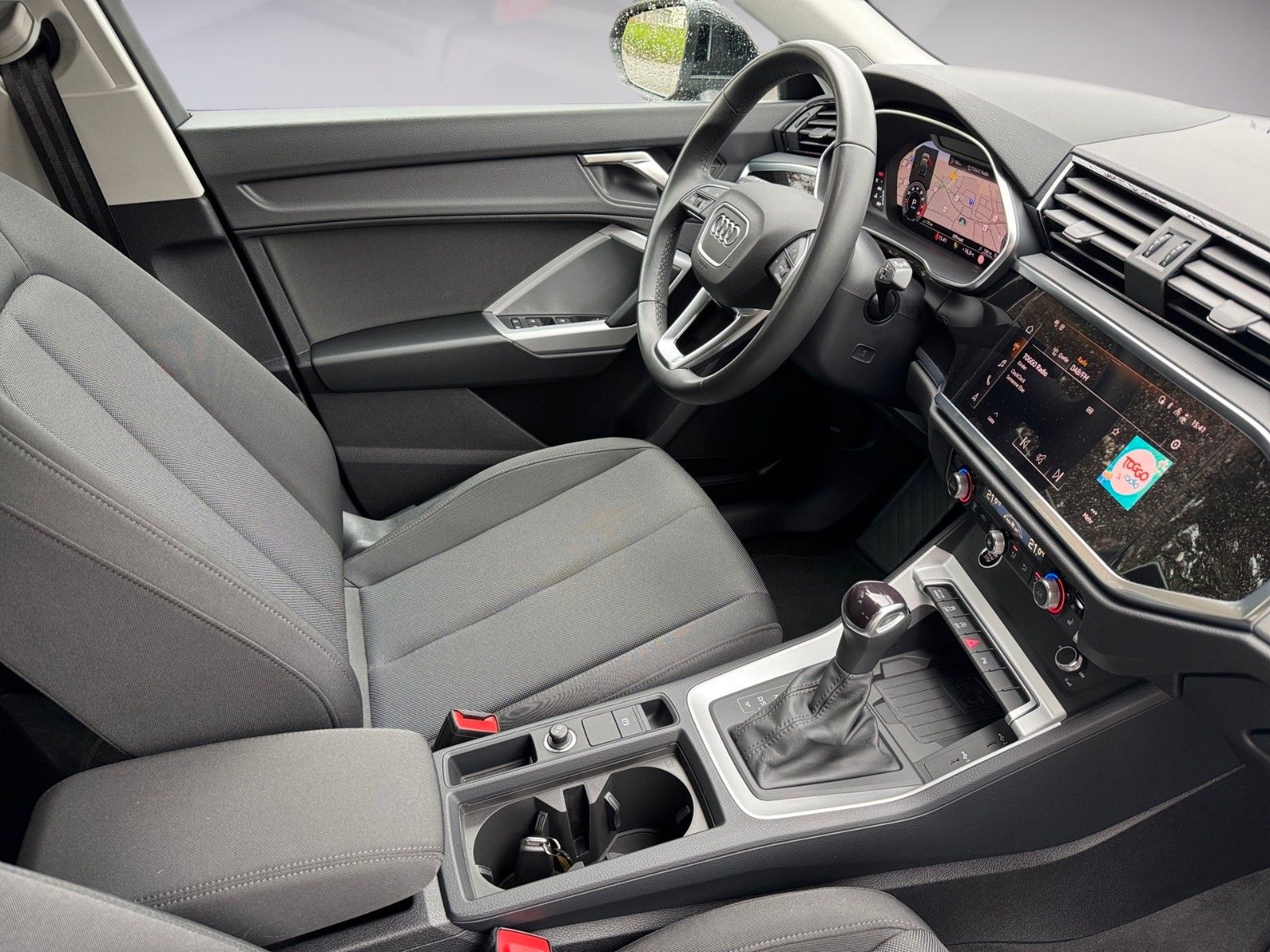 Fahrzeugabbildung Audi Q3 Sportback 35 TFSI S tronic