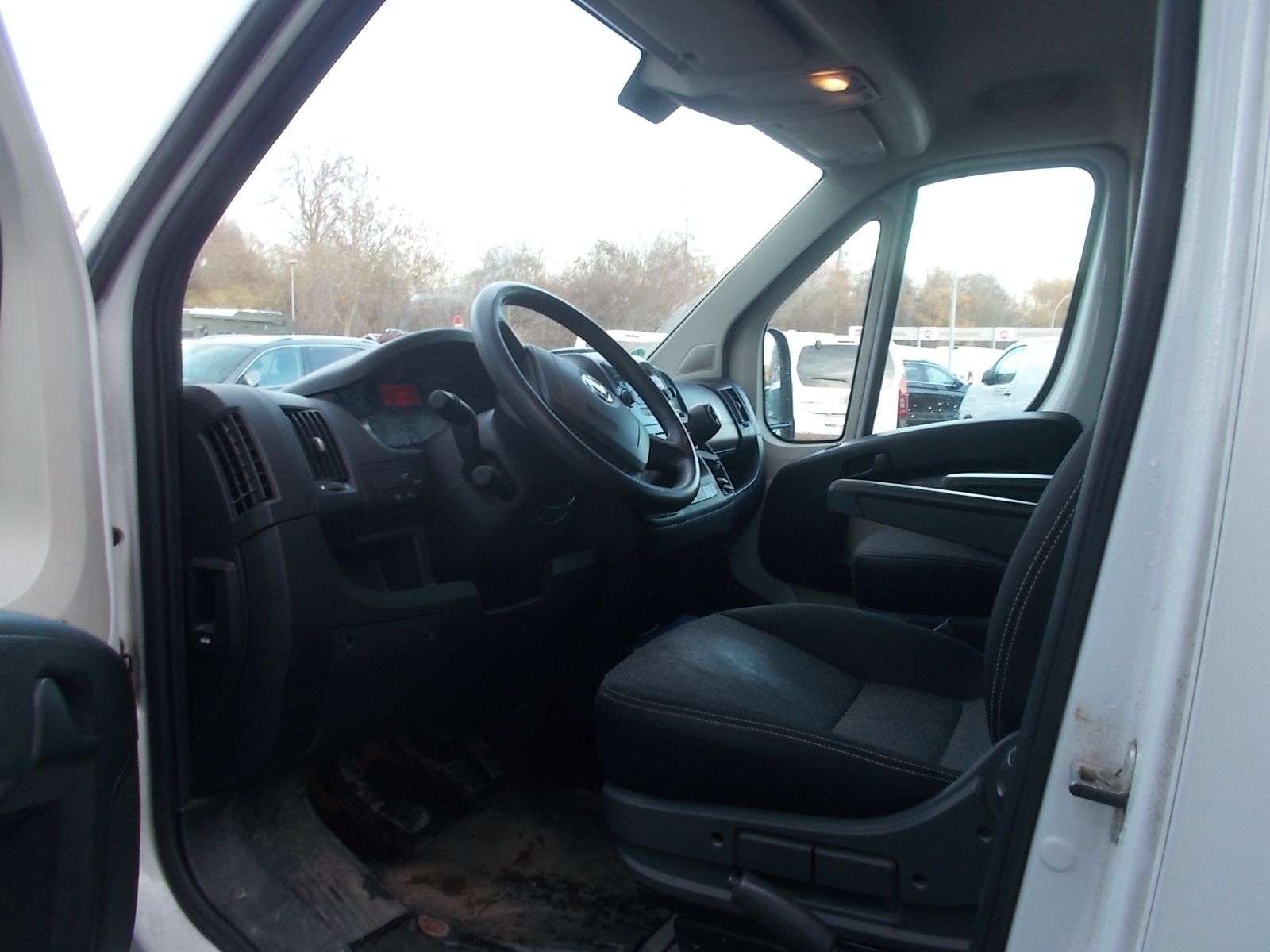 Fahrzeugabbildung Fiat Ducato 35 150 Mjet 5 Sitzer