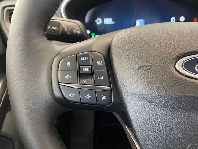 Fahrzeugabbildung Ford Focus Active X Abnehmbare AHK B&O Kamera Navi