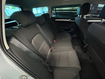 Volkswagen Passat Variant - 10