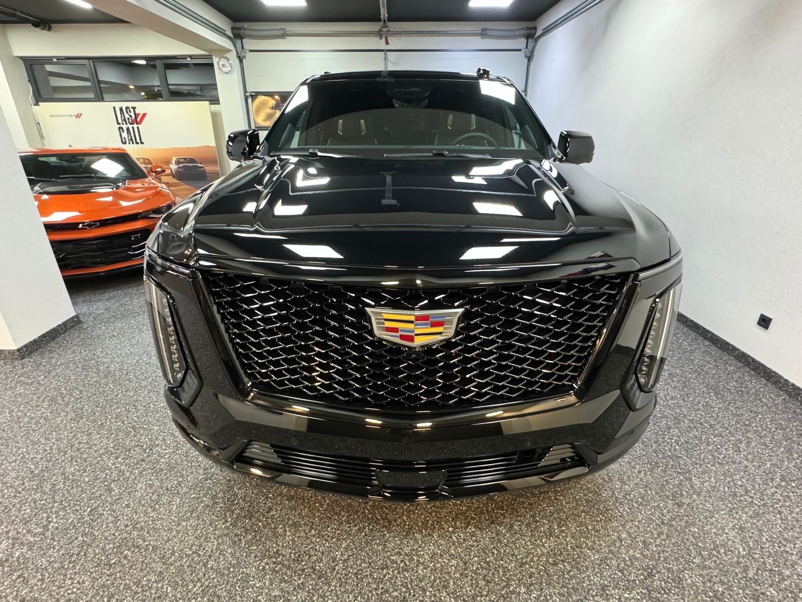 Fahrzeugabbildung Cadillac 2026 ESCALADE SPORT PLATINUM 6.2 V8-HUD-NIGHT V