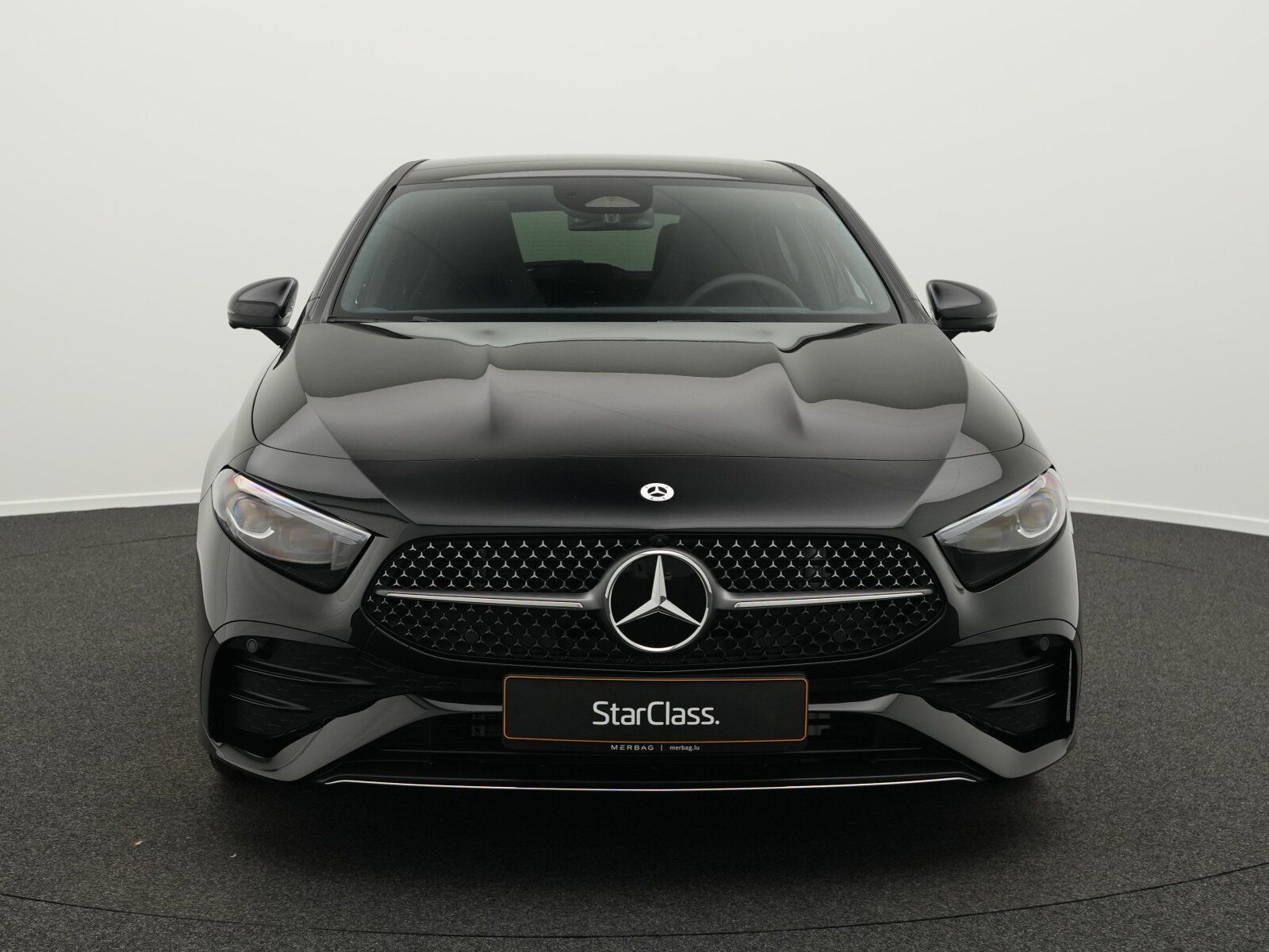 Mercedes-Benz A 200 d Kompaktlimousine imagem 2