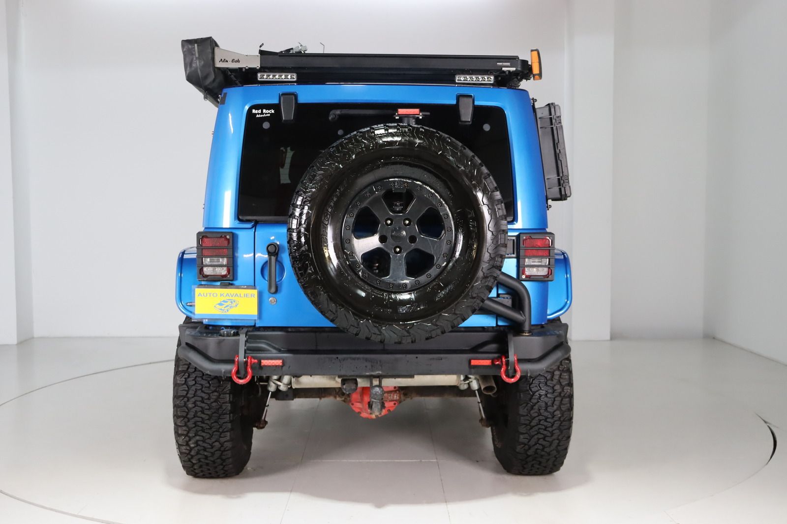 Fahrzeugabbildung Jeep Wrangler Unlimited Serie 8 Sahara 2.8l CRD 4WD P