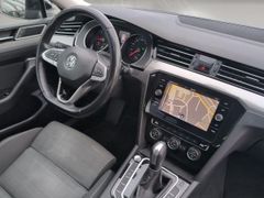 VW Passat Variant 2.0 TDI DSG~ACC~LED~Kam