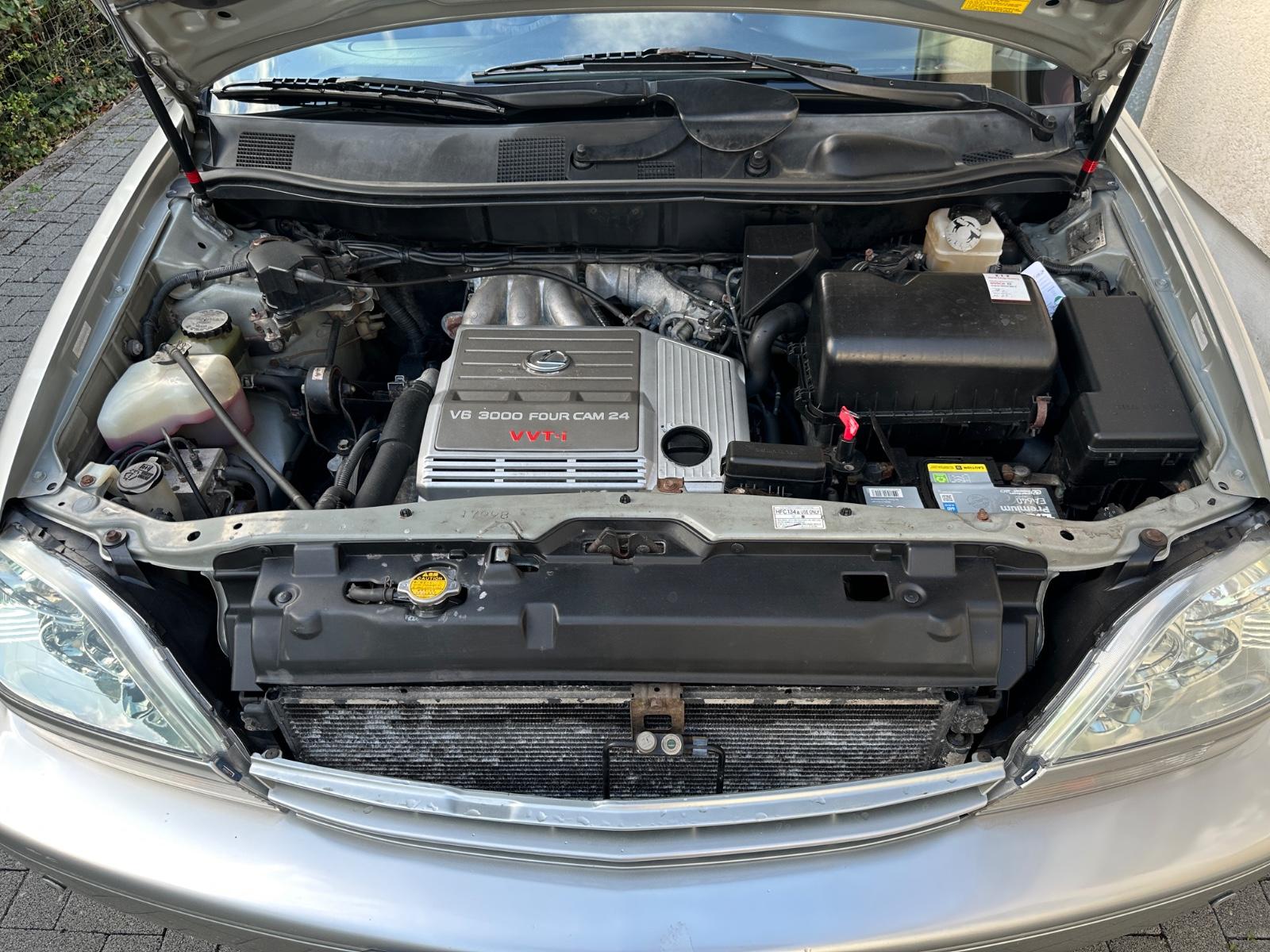 Lexus RX 300 3.0 201ch 4x4 - 2 ème main - Attelage - CT neuf - Toit ouvrant - Régulateur