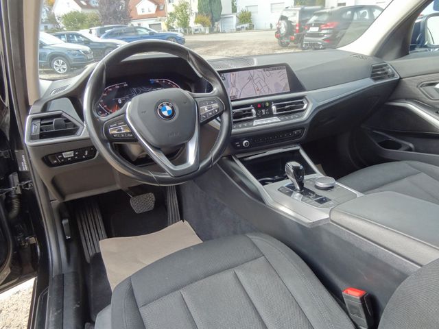Fahrzeugabbildung BMW 320d Advantage/1.Hd/Navi/AHK/Virtual/190PS/