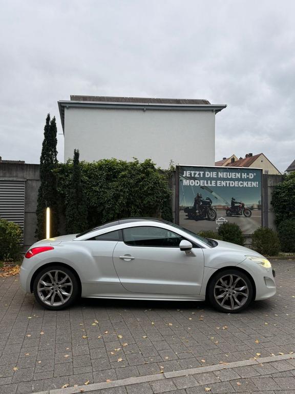 Peugeot RCZ