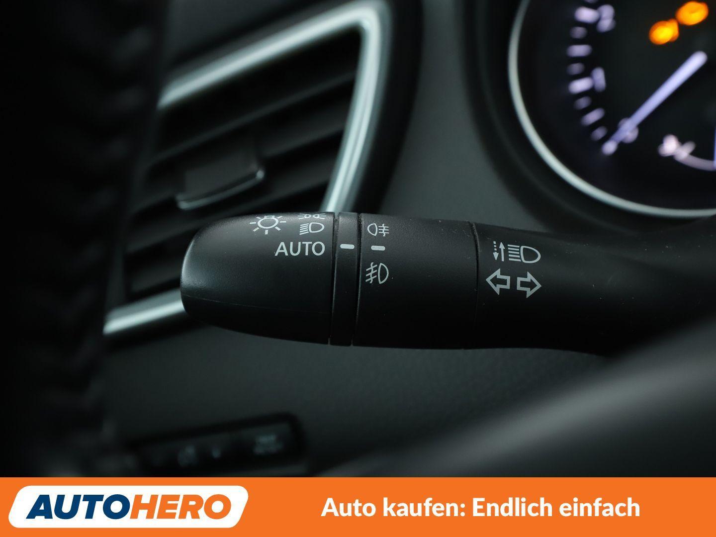 Nissan Qashqai 1.3 DIG-T N-Connecta*NAVI*CAM*TEMPO*PDC*