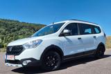 Dacia Lodgy 1.5 Blue dCi Stepway Plus, AHK. - weiße Dacia Lodgy