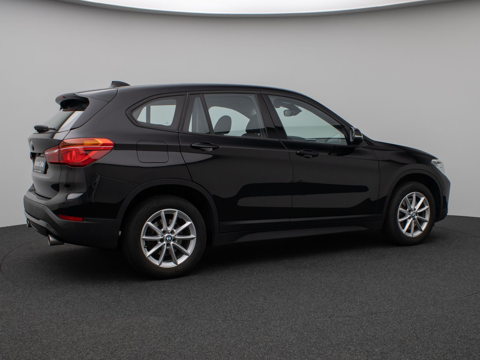Fahrzeugabbildung BMW X1 sD20i Panorama Navi Lordos DAB HiFi Parkassis
