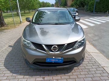 Nissan Qashqai - 2