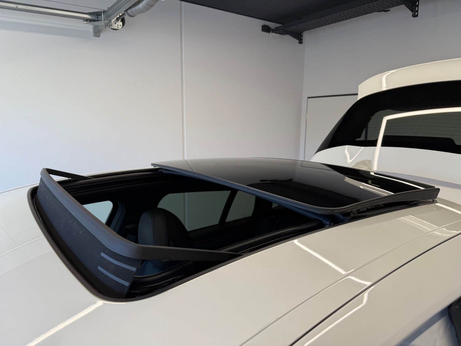 Fahrzeugabbildung BMW X4 xDrive 30 d M Sport Pano, HeadUp, HarmanKard.