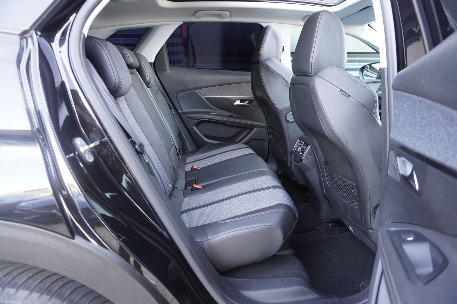 Peugeot 3008 ALLURE|AUTOMATIK|PANORAMA|NAVI|LED|TEMPOMAT