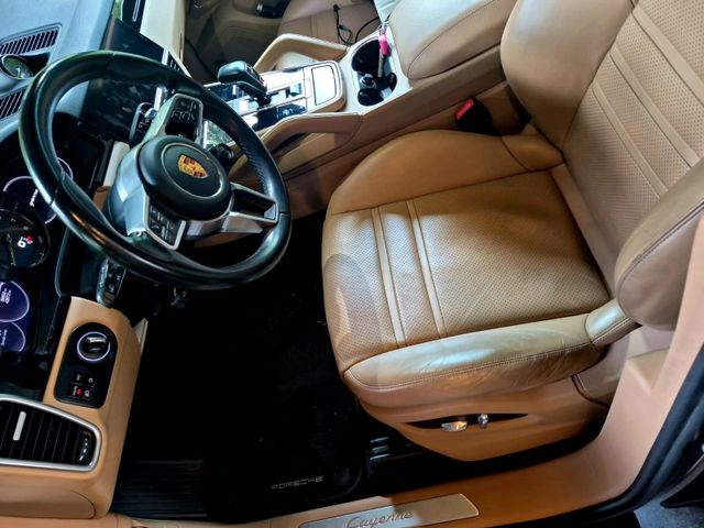 PORSCHE Cayenne E-Hybrid -