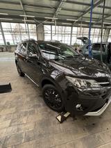 Toyota RAV 4 2,2-l-D-4D 4x4 Edition Automatik Edition - gebrauchte Toyota RAV 4 aus dem Jahr 2015