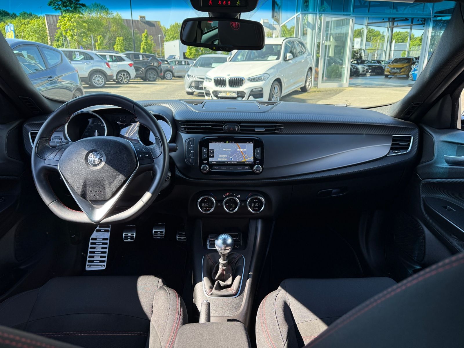 Fahrzeugabbildung Alfa Romeo Giulietta Sprint SHZ XENON PDC NAVI