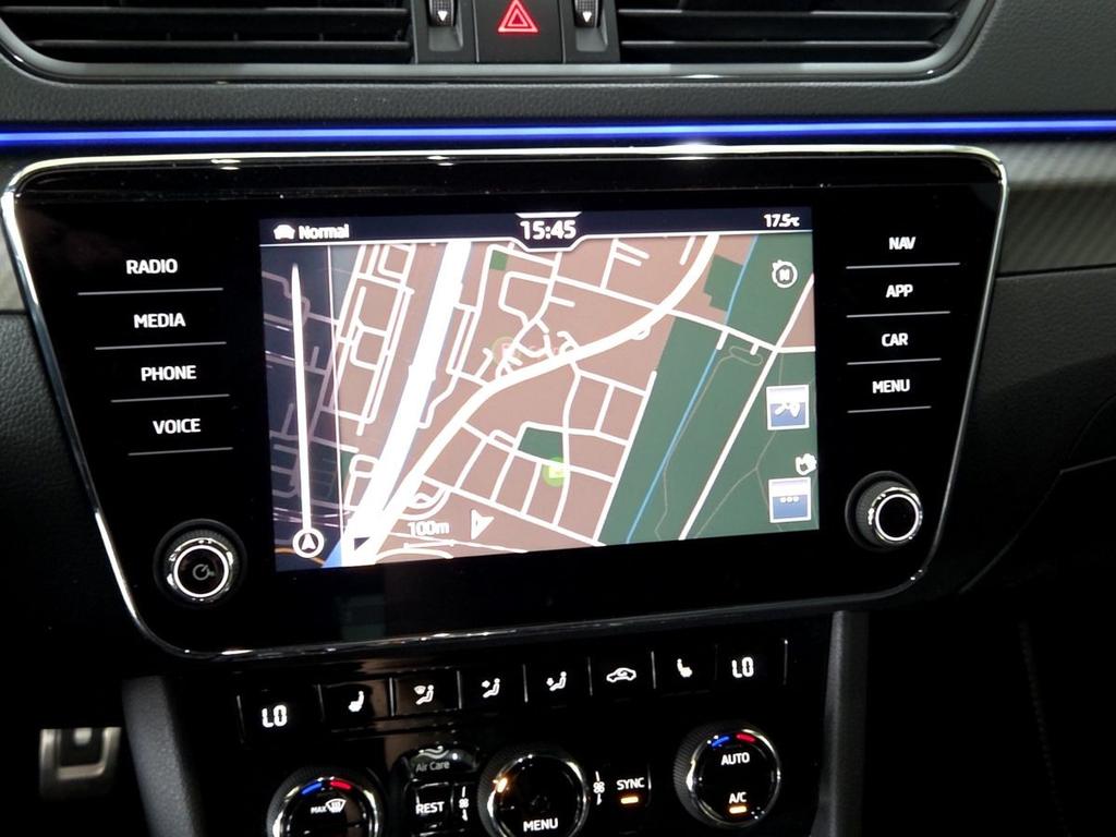 Skoda Superb 2023 г. Серый, пробег 46700 км