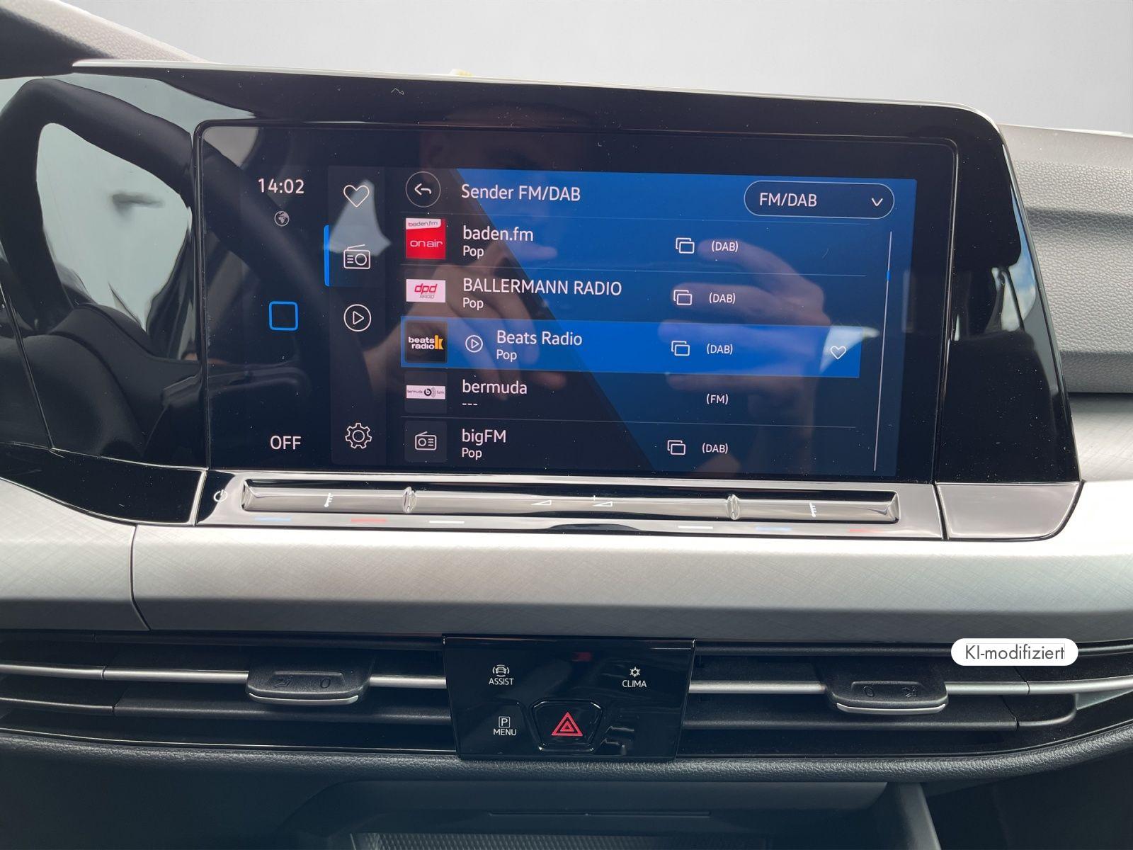 Volkswagen Golf VIII Variant 1,0 TSI DSG NAVI/Lane Assist/L, миниатюра 11