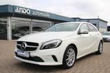 Mercedes-Benz A 200 BlueEfficiency LED/Spurhalte/Navi/Ambiente - Mercedes-Benz A 200 mit Benzin-Antrieb: Navigationssystem, Kleinwagen, Automatik