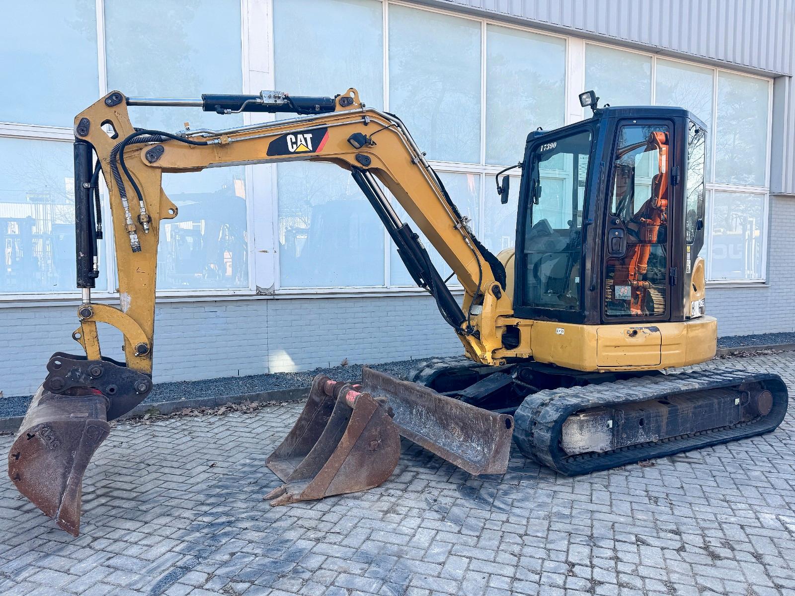 CAT 305E2
