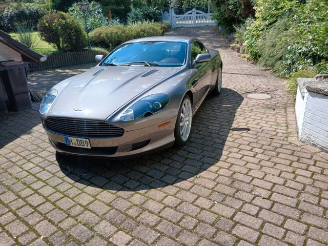 Aston Martin DB9 mit Touchtronic Getriebe