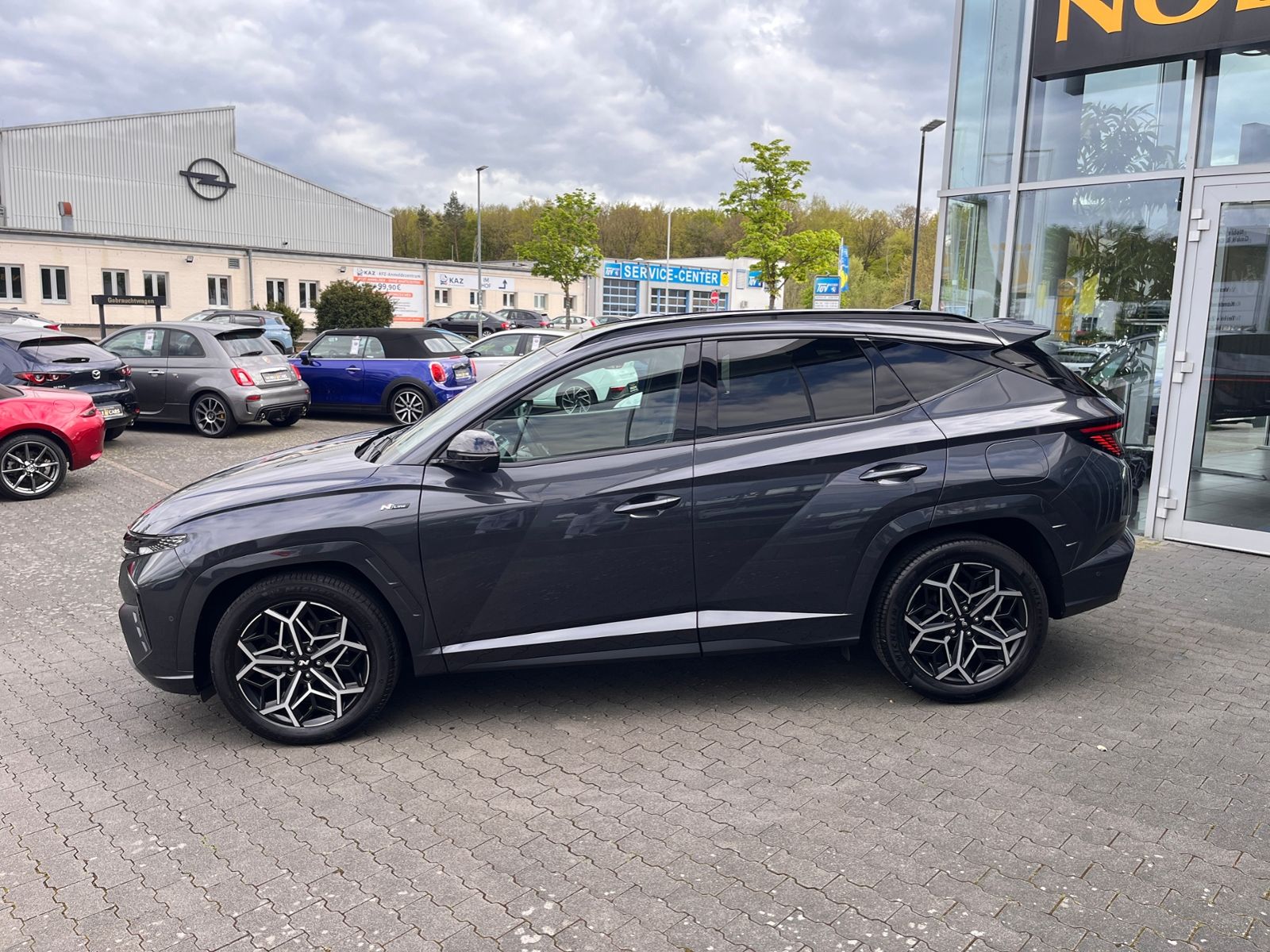 Fahrzeugabbildung Hyundai TUCSON N Line Hybrid HEV 4WD PANO 360° LED 19"