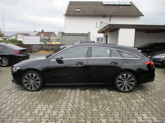 Mercedes-Benz CLA 200 d  NAVI LEDER SPURH TEMP SITZH PDC