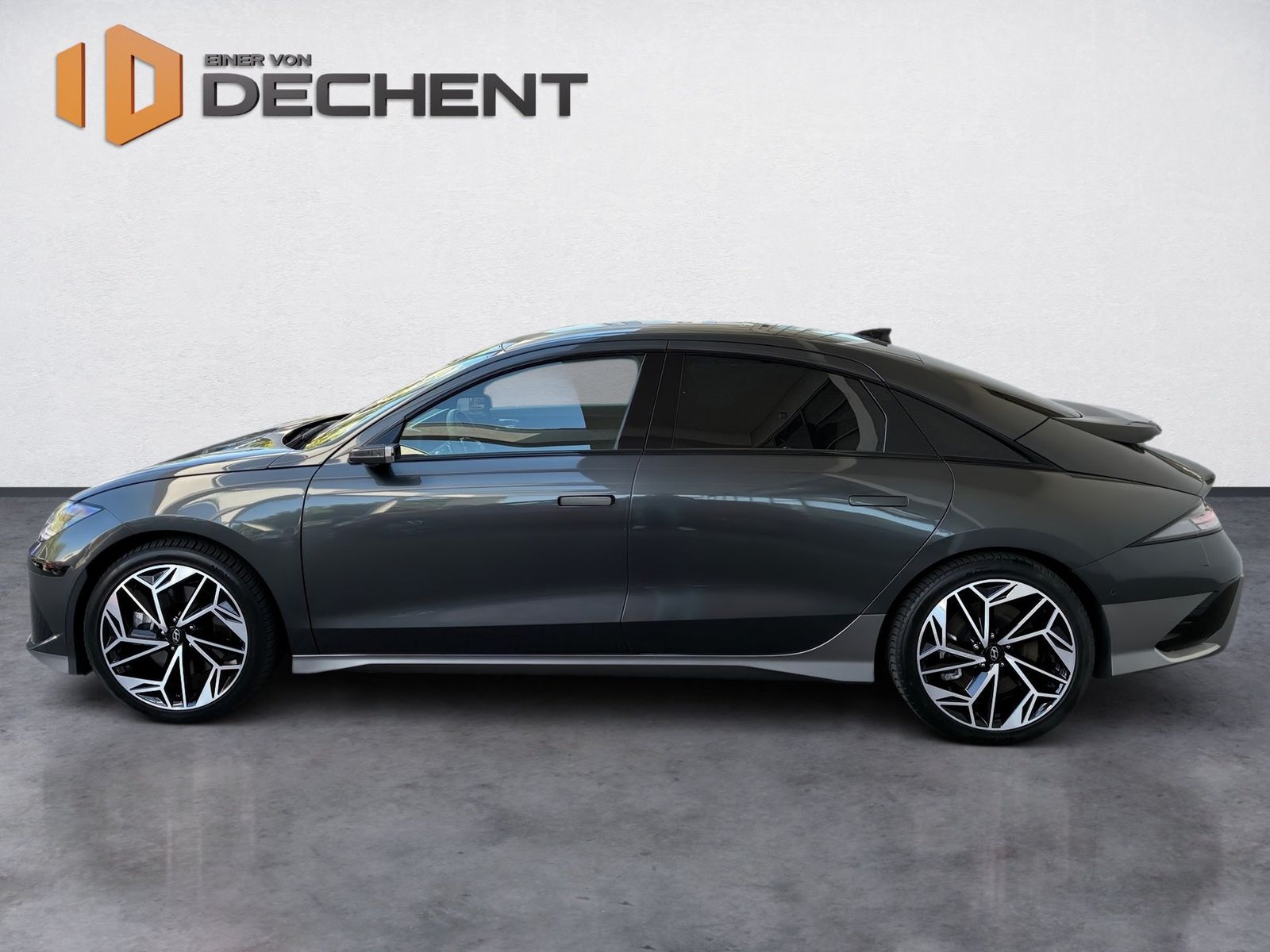 Fahrzeugabbildung Hyundai Ioniq 6 Elektro 77 Uniq 360,HUD,Kamera,LED,Navi