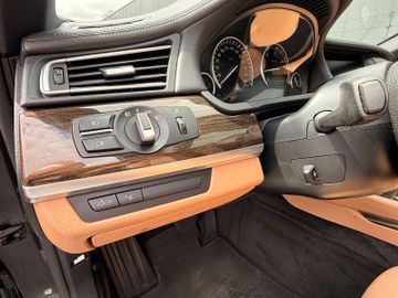 BMW 730 - 10