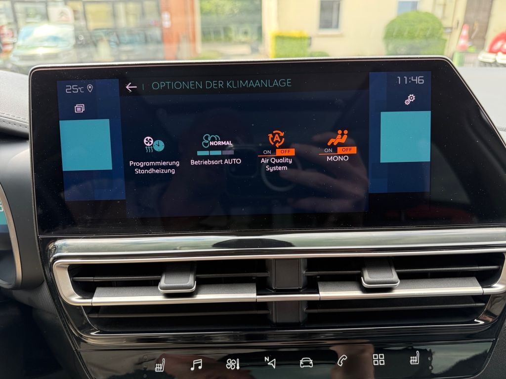Fahrzeugabbildung Citroën C5 Aircross Hybrid 225 e-EAT8 SHINE*Panorama-SD
