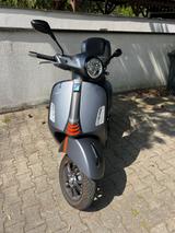 Vespa GTS 125 RST - VESPA GTS 125
