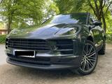 Porsche MACAN, LUFTFEDERUNG, PANO, 21 ZOLL, VOLLLEDER- - - Porsche Macan in Augsburg