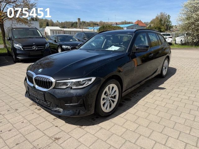 Image of BMW 330