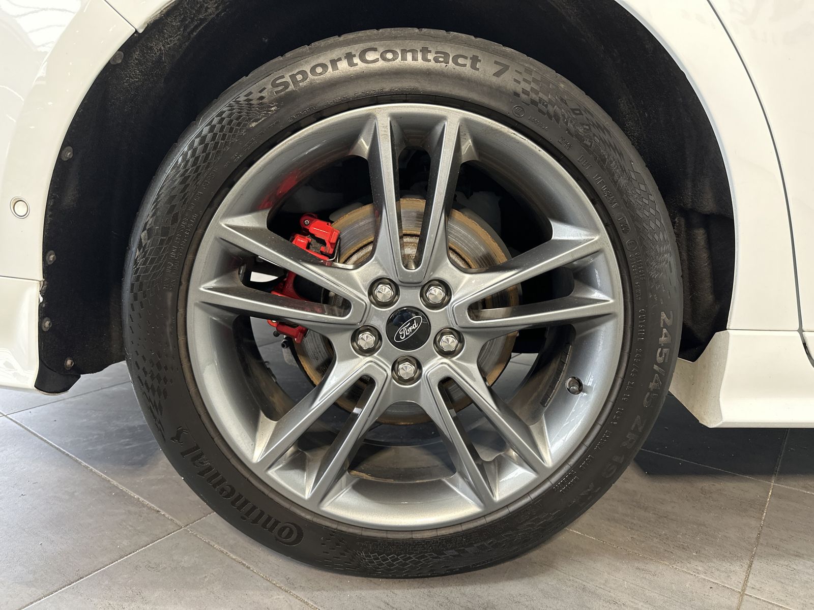 Fahrzeugabbildung Ford S-MAX 2.0 EB Aut. AWD ST-Line NAV+LED+ACC+PANO