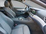 Mercedes-Benz E 220 E Limousine E 220 d 4Matic - Mercedes-Benz E 220: 4matic
