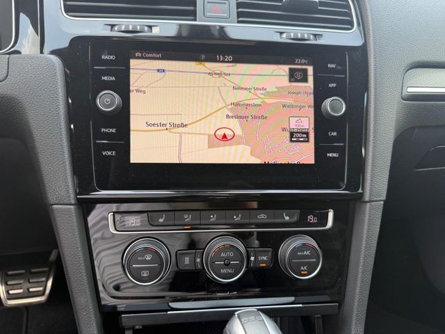 Golf GTI VII 2.0 TSI DSG Navi,Klima,Schiebedach,