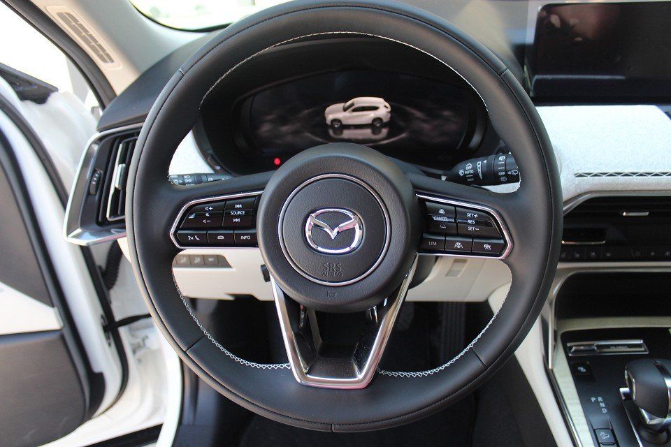Fahrzeugabbildung Mazda CX-60 PHEV 2025 Takumi Plus AWD AT LEDER NAVI AC